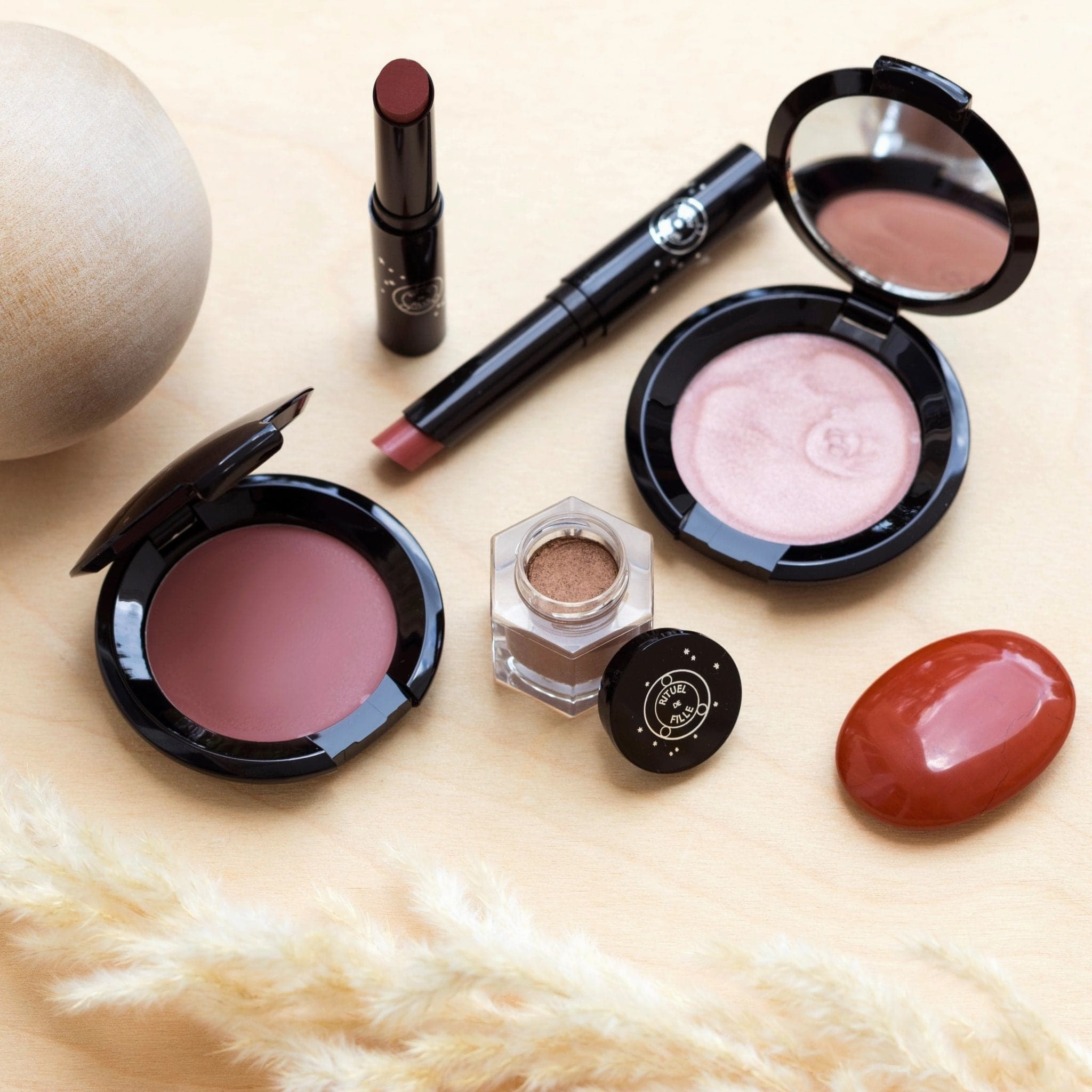 Rare Light Creme Luminizer